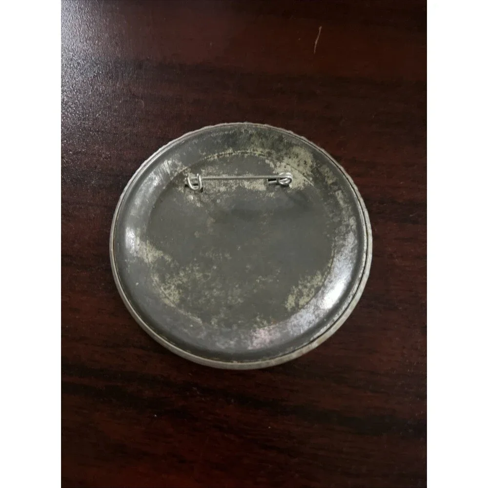 The‎ Disney Channel 1981 Button Pin